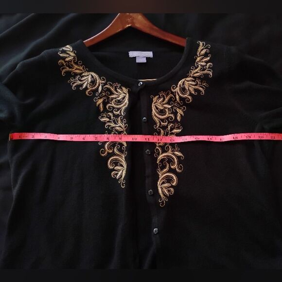 Women's size Large Cardigan Sweater - Picture 7 of 9